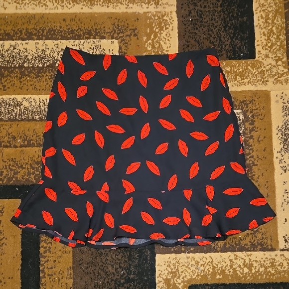 Red and Black Ruffled Mini Skirt - Picture 1 of 4